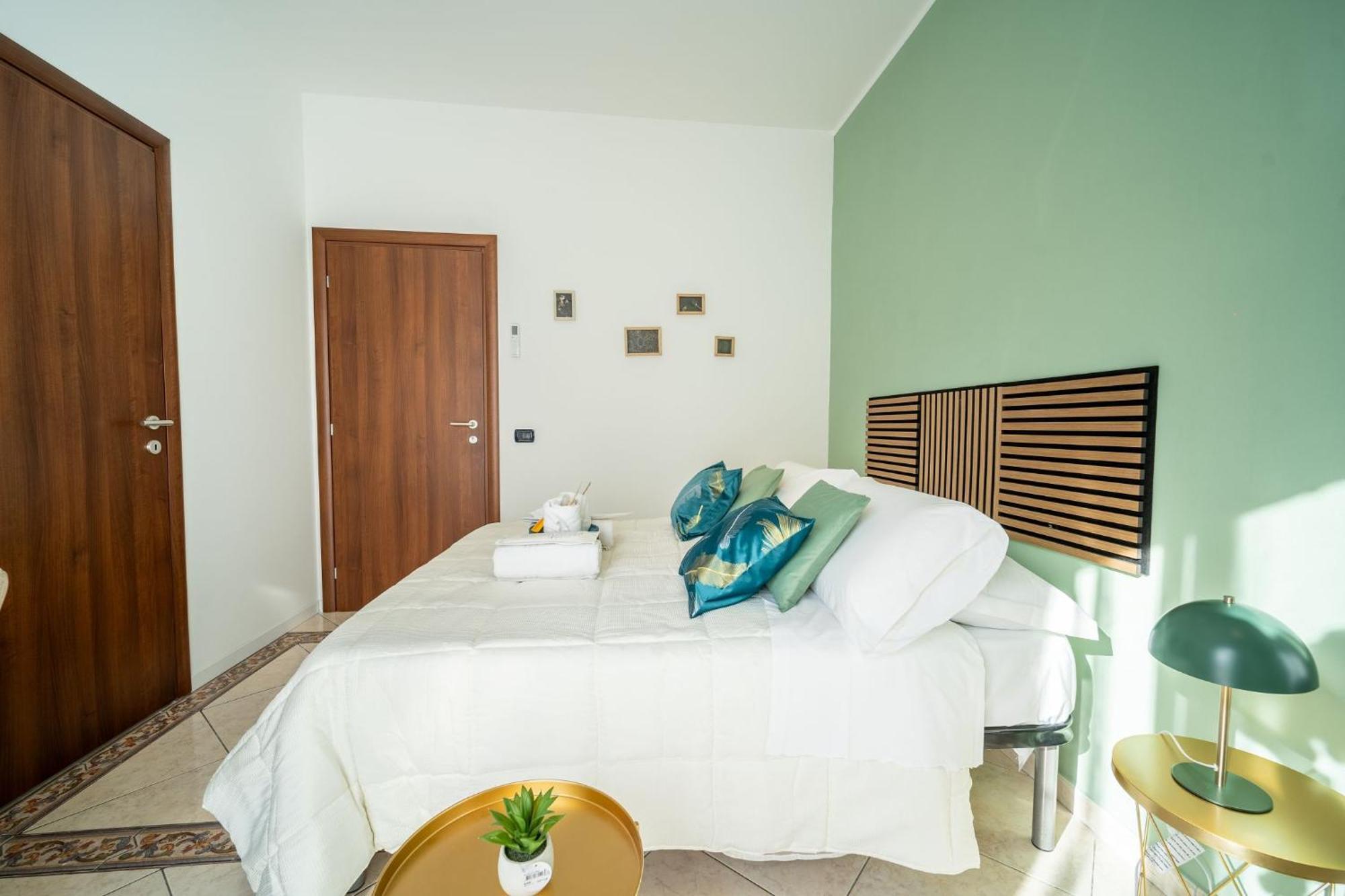 La Porta Di Alba Bed & Breakfast Palermo Bagian luar foto