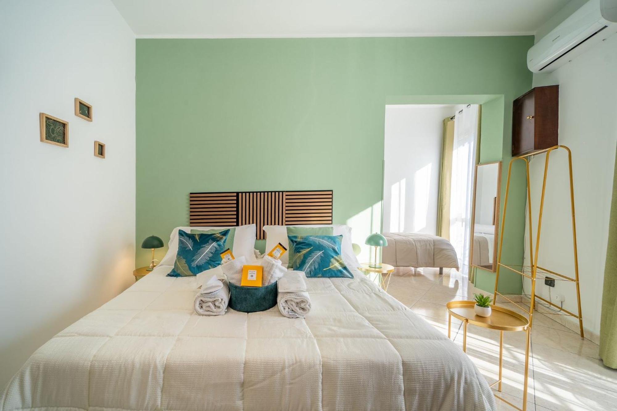 La Porta Di Alba Bed & Breakfast Palermo Bagian luar foto