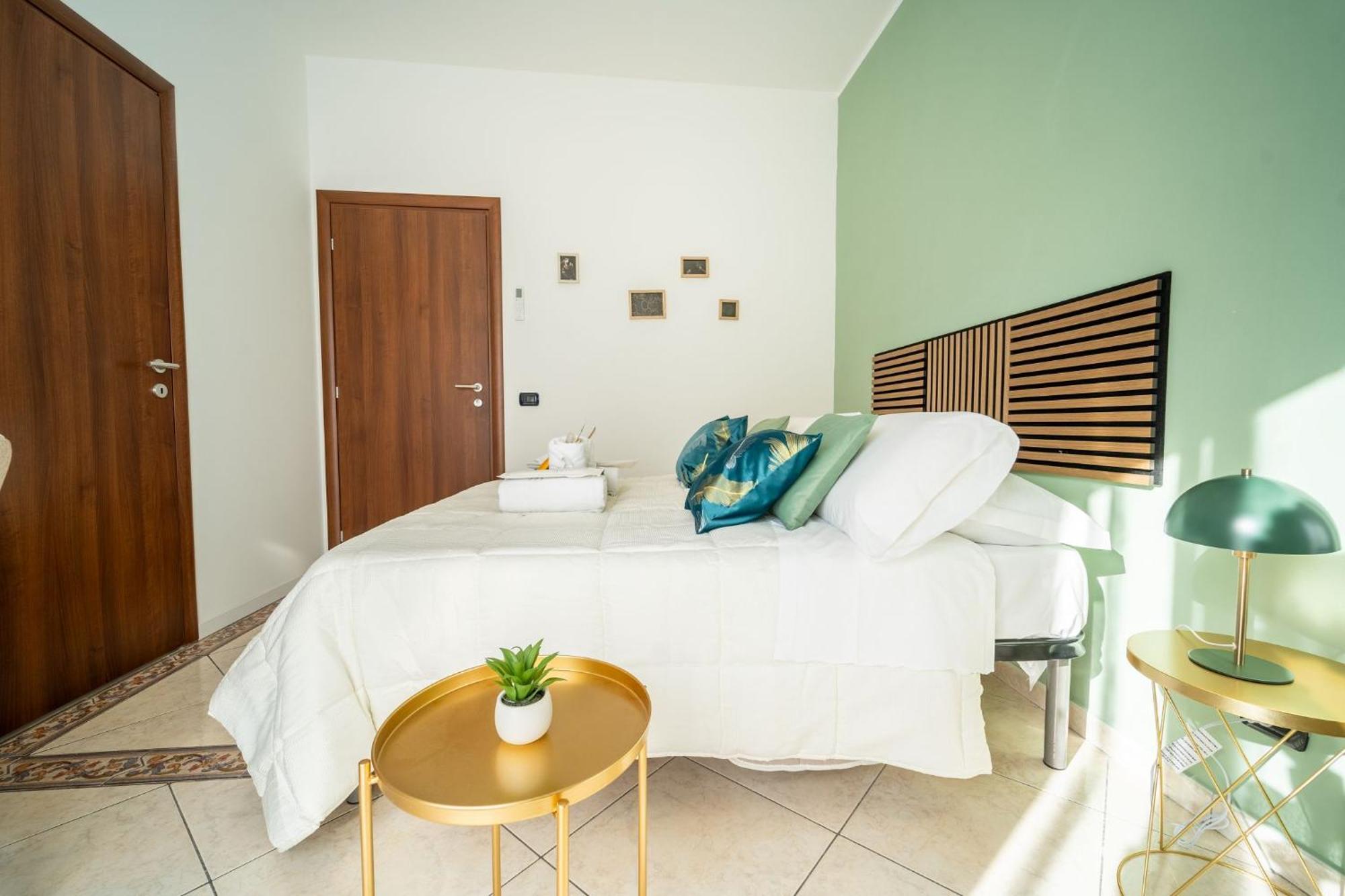 La Porta Di Alba Bed & Breakfast Palermo Bagian luar foto